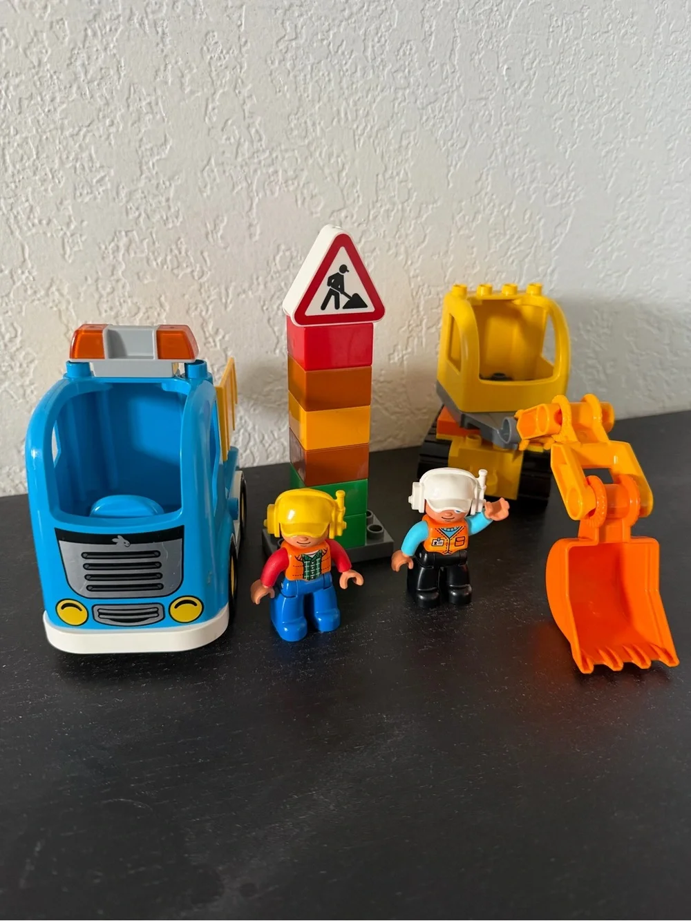 Lego Duplo Town Truck & Tracked Excavator 10812 some small items missed